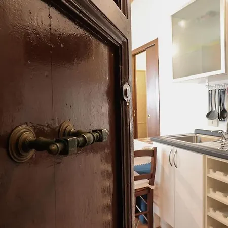 Apartamento In Via Plauto *
